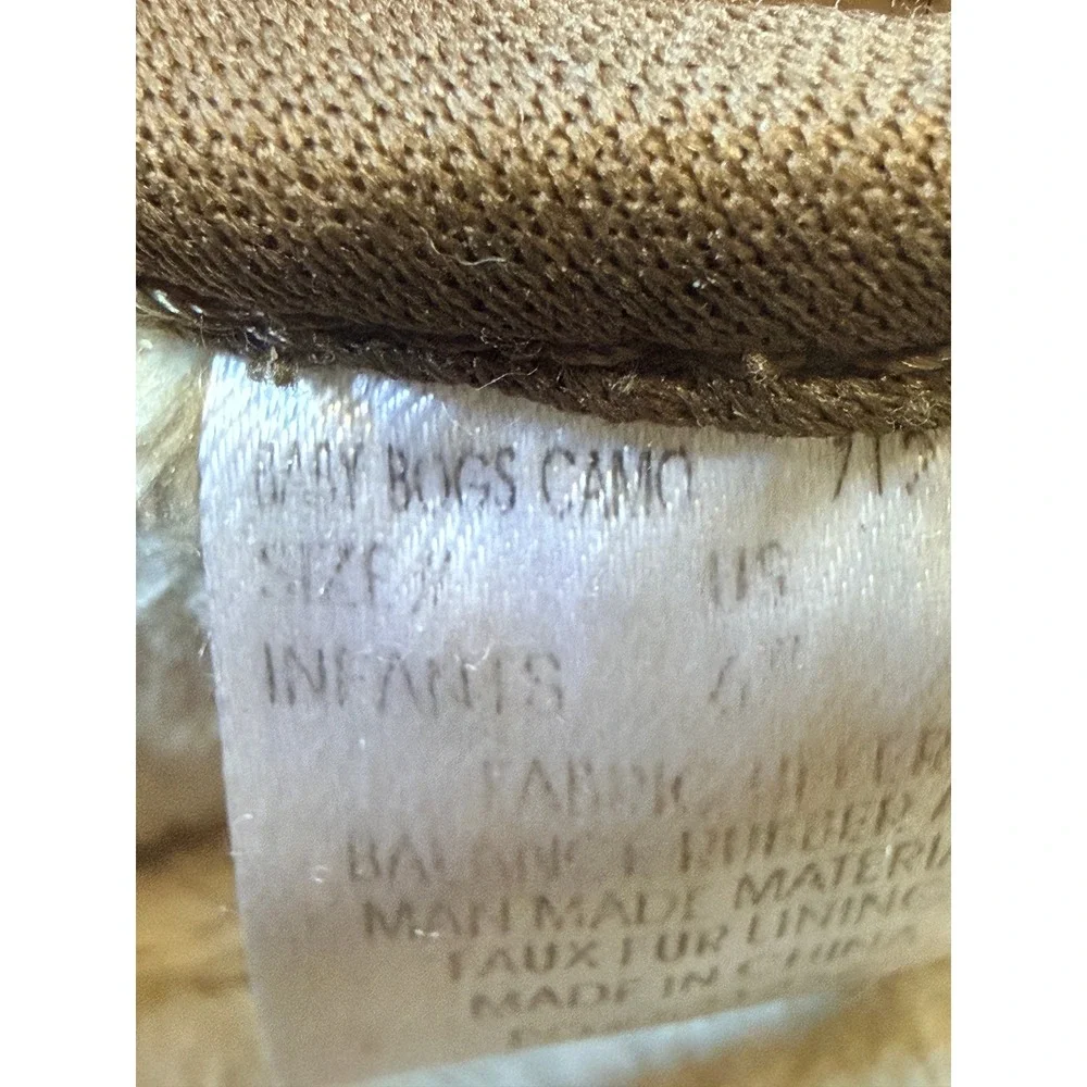 BOGS - Baby Camo Insulated Waterproof Winter Boots - Infant Size 6